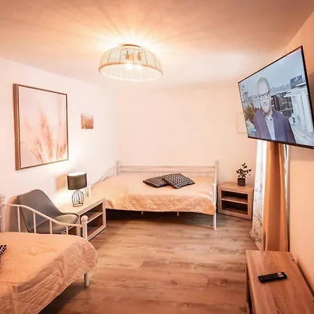 ゲストハウス Gaestehaus & Weingut Gehrig 3*