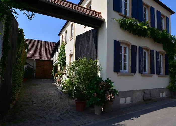 Gasthof Weingut Gehrig 3*